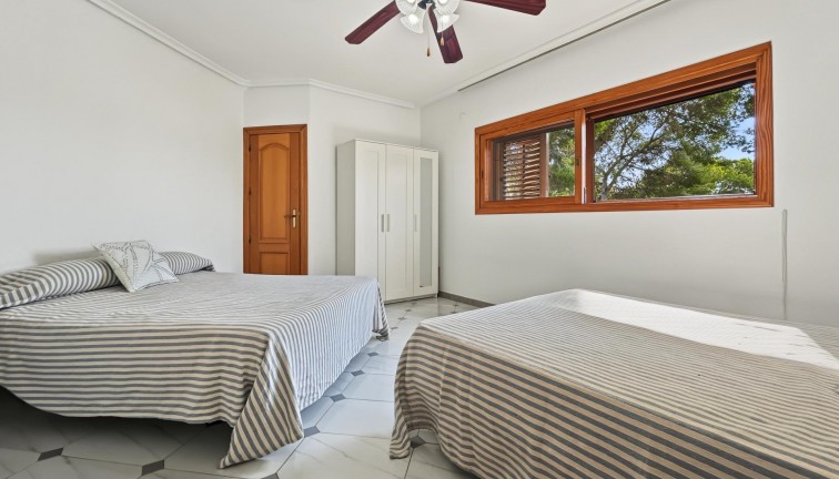 Reventa - Chalet - Orihuela Costa - Campoamor
