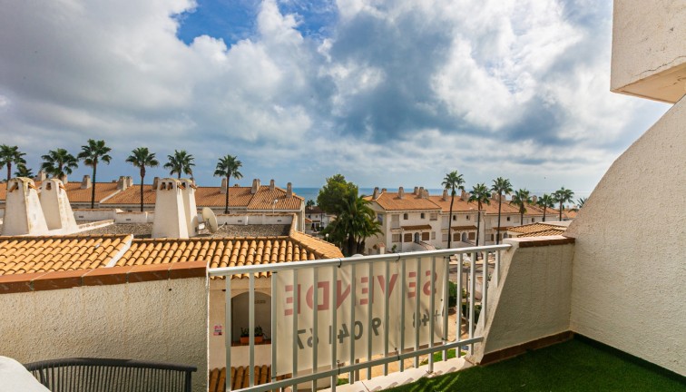 Återförsäljning - Duplex apartment (två våningar) - Cabo Roig