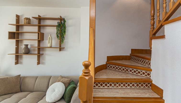 Återförsäljning - Duplex apartment (två våningar) - Cabo Roig