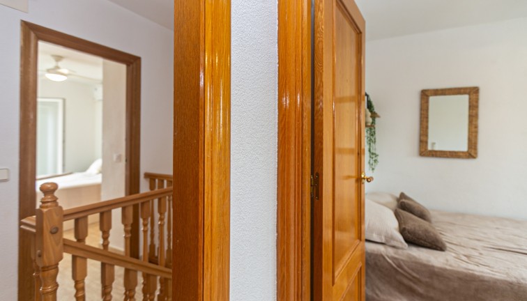 Återförsäljning - Duplex apartment (två våningar) - Cabo Roig