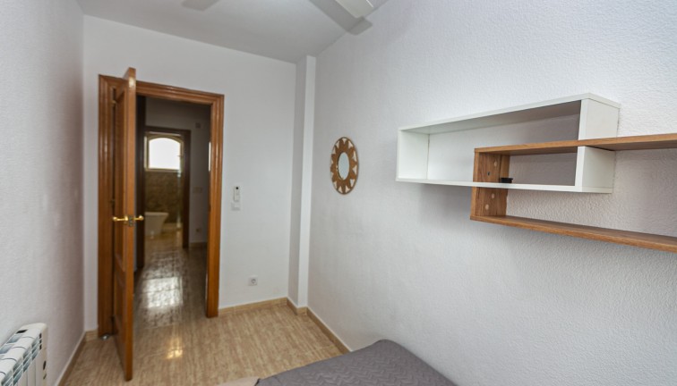 Återförsäljning - Duplex apartment (två våningar) - Cabo Roig