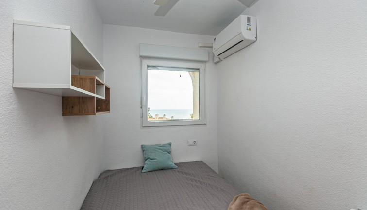 Återförsäljning - Duplex apartment (två våningar) - Cabo Roig