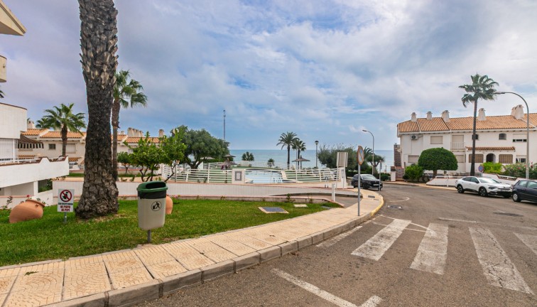 Återförsäljning - Duplex apartment (två våningar) - Cabo Roig