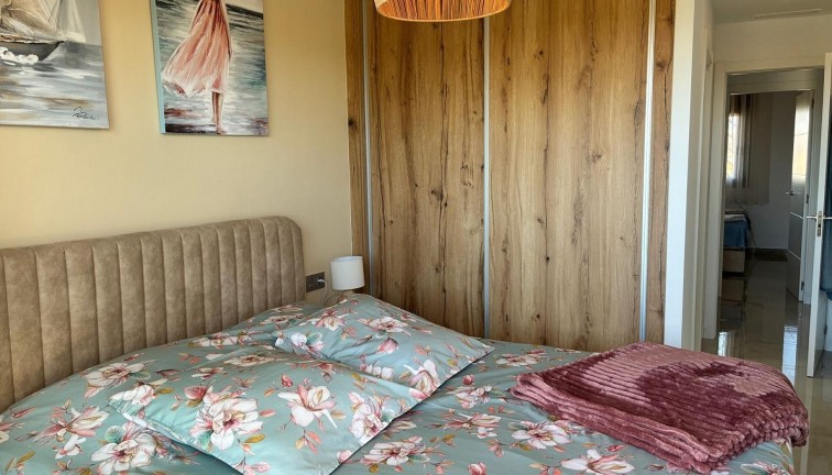 Resale - Apartment - Pilar de la Horadada