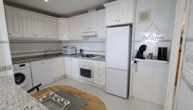 Resale - Apartment - Orihuela Costa - Villamartín