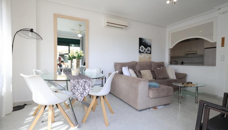 Resale - Apartment - Orihuela Costa - Villamartín