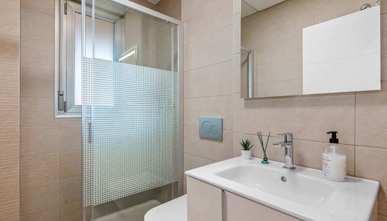 Reventa - Apartamento / piso - Orihuela Costa
