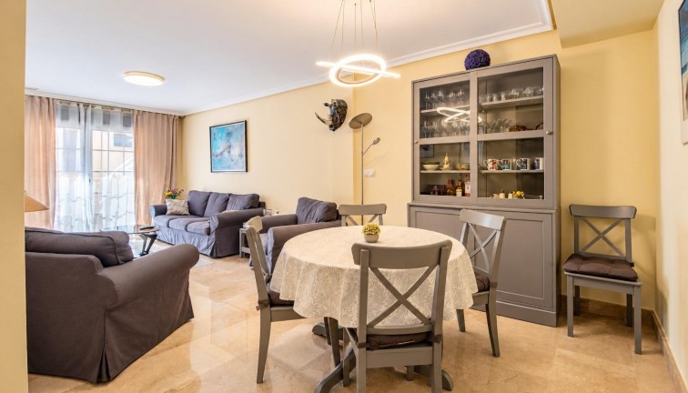 Återförsäljning - Lägenhet - Torrevieja