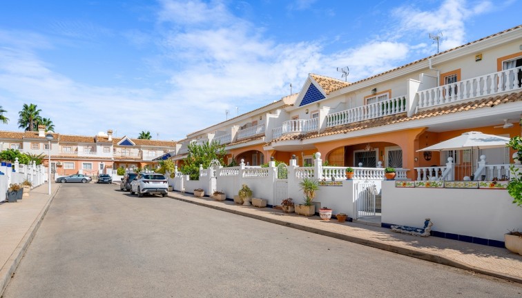 Jälleenmyynti - Paritalo/Rivitalo - Ciudad quesada - Rojales