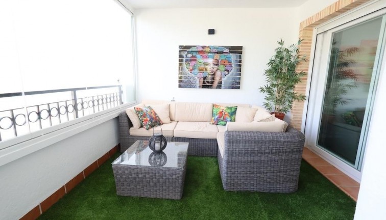 Resale - Apartment - Orihuela Costa - Villamartín