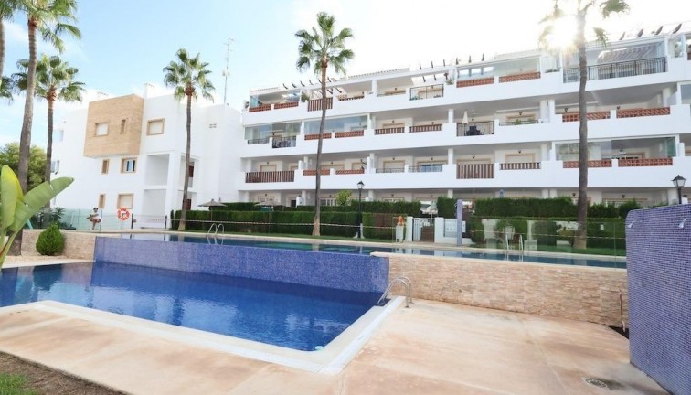 Resale - Apartment - Orihuela Costa - Villamartín