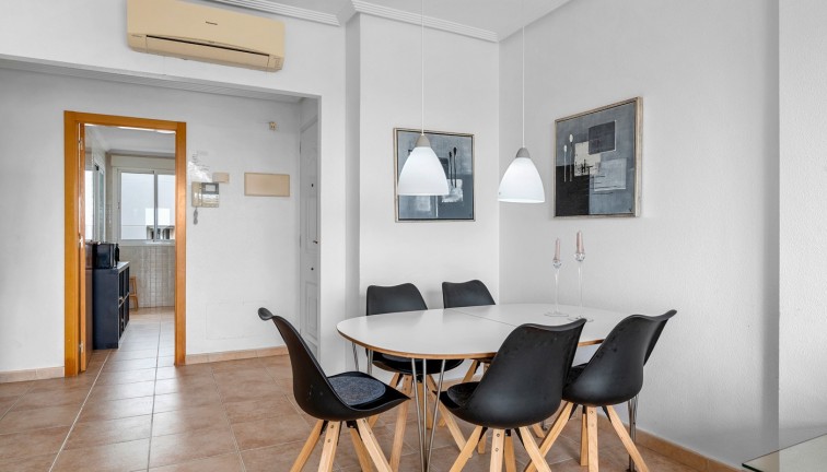 Resale - Apartment - Torrevieja