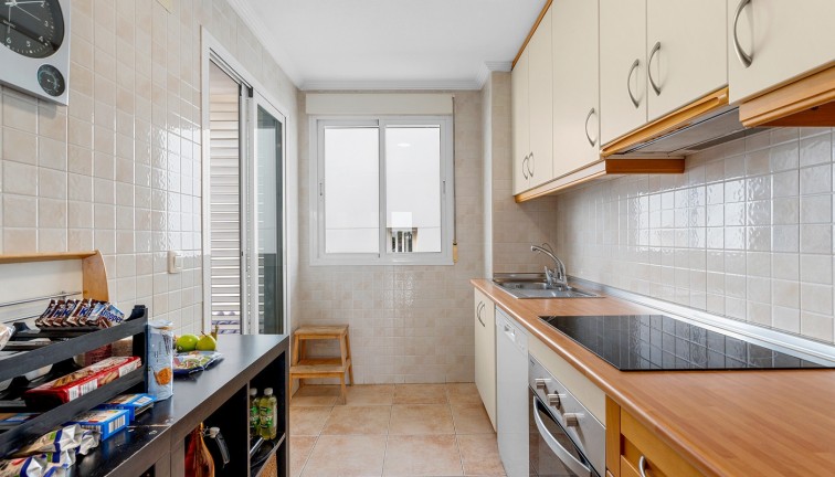 Resale - Apartment - Torrevieja
