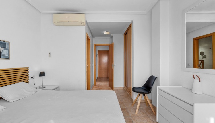 Resale - Apartment - Torrevieja