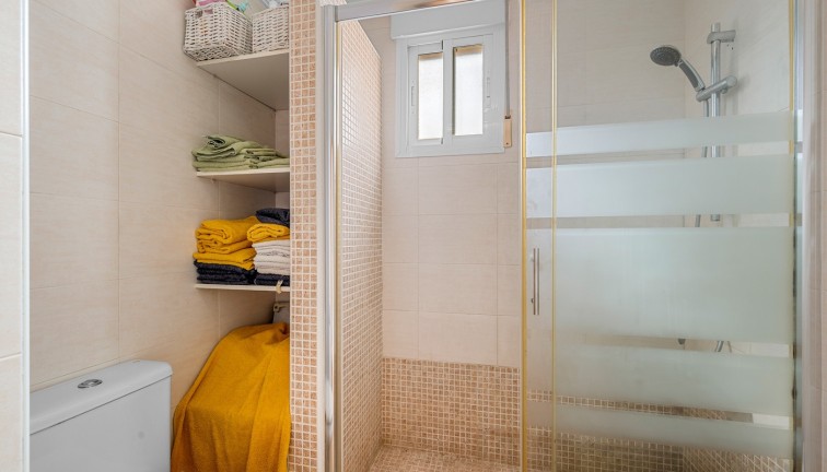 Resale - Apartment - Torrevieja