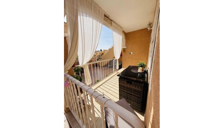 Återförsäljning - Lägenhet - Orihuela Costa - Villamartín
