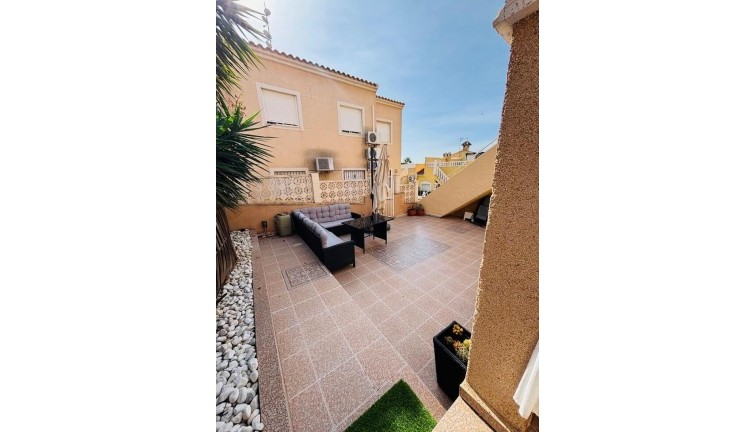 Återförsäljning - Lägenhet - Orihuela Costa - Villamartín