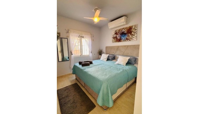 Återförsäljning - Lägenhet - Orihuela Costa - Villamartín