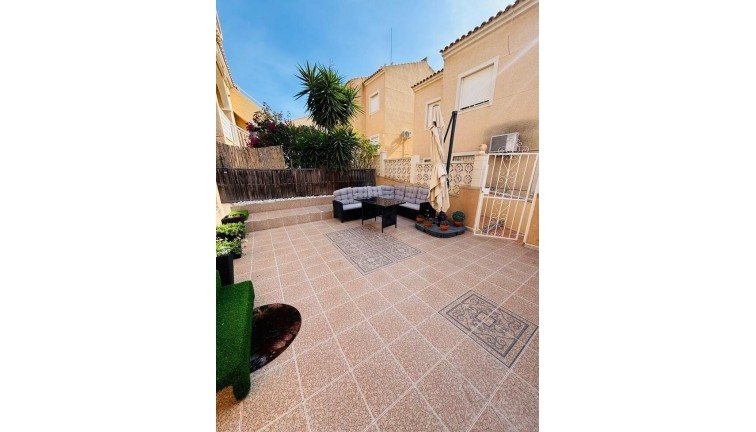 Återförsäljning - Lägenhet - Orihuela Costa - Villamartín