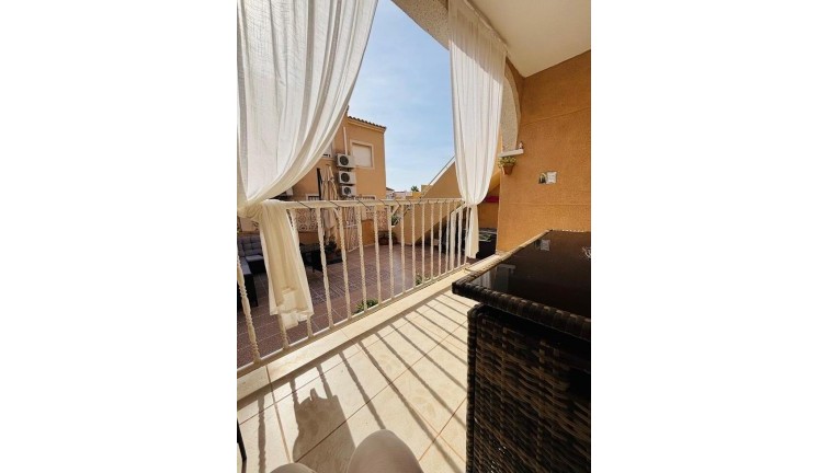 Återförsäljning - Lägenhet - Orihuela Costa - Villamartín
