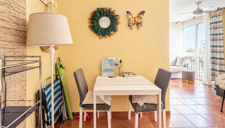 Återförsäljning - Lägenhet - Orihuela Costa - Campoamor