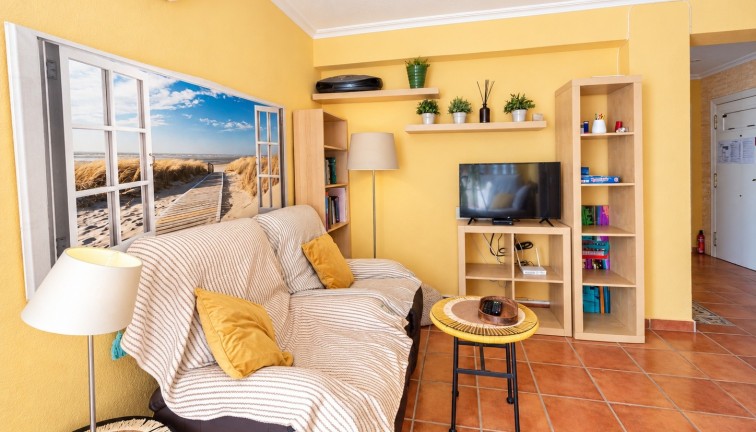 Återförsäljning - Lägenhet - Orihuela Costa - Campoamor
