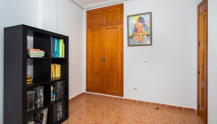 Reventa - Apartamento / piso - Torrevieja - Orihuela Costa