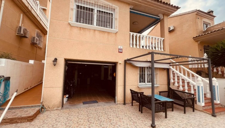 Reventa - Chalet - Villamartín