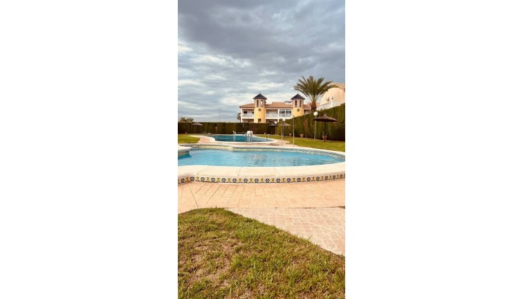 Reventa - Chalet - Villamartín
