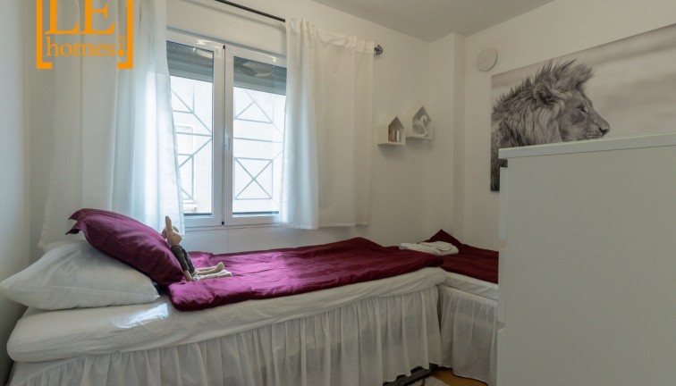 Jälleenmyynti - Bungalow - Torrevieja - Aguas Nuevas
