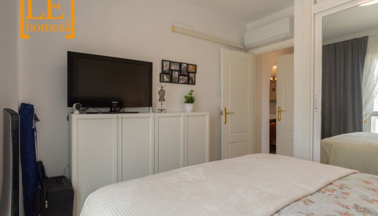 Jälleenmyynti - Bungalow - Torrevieja - Aguas Nuevas