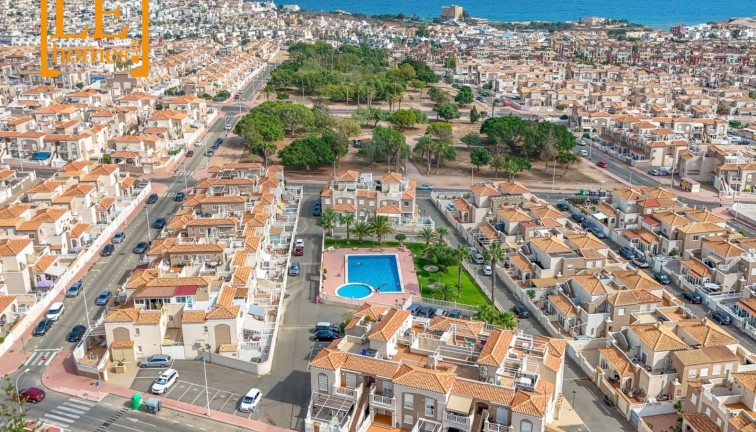 Jälleenmyynti - Bungalow - Torrevieja - Aguas Nuevas