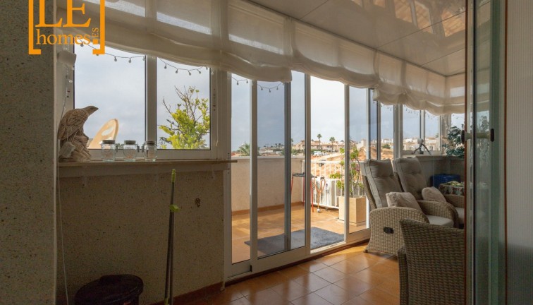 Jälleenmyynti - Bungalow - Torrevieja - Aguas Nuevas