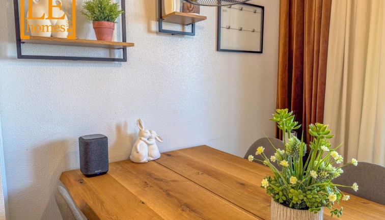 Jälleenmyynti - Bungalow - Torrevieja - Aguas Nuevas