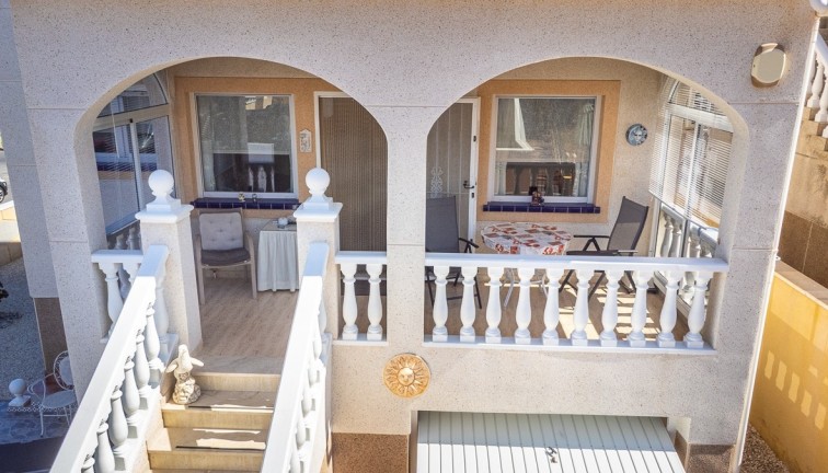 Resale - Chalet - Orihuela Costa - Los Altos
