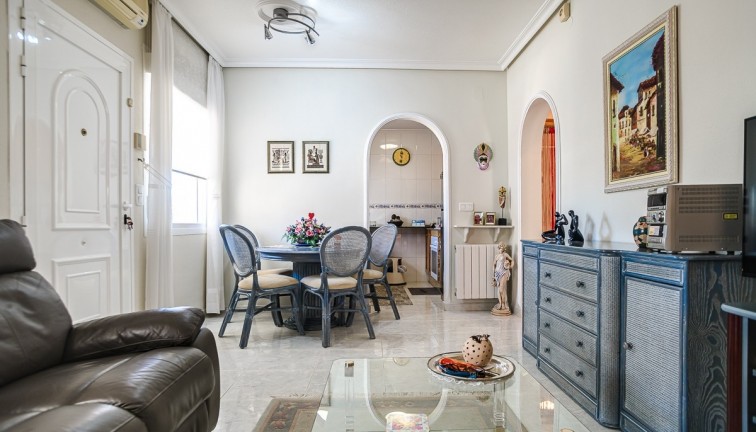 Resale - Chalet - Orihuela Costa - Los Altos