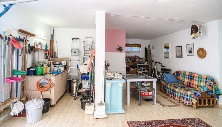 Resale - Chalet - Orihuela Costa - Los Altos