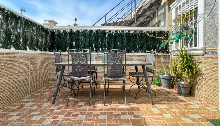 Jälleenmyynti - Bungalow - Torrevieja - La Siesta