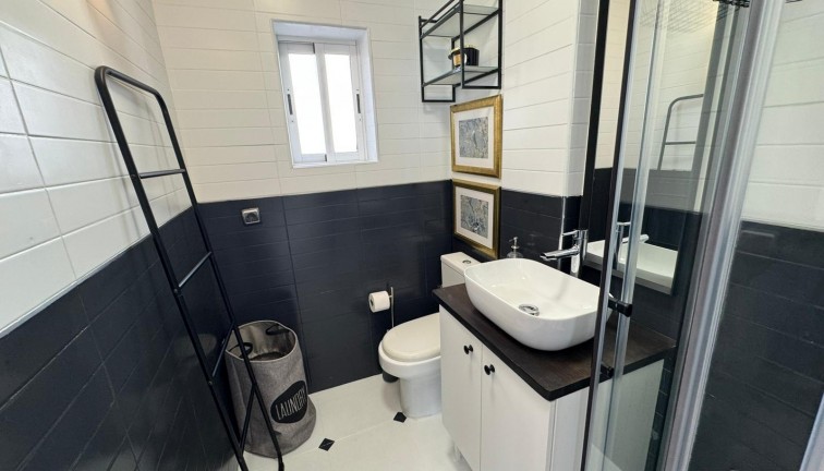 Jälleenmyynti - Bungalow - Torrevieja - Los Altos