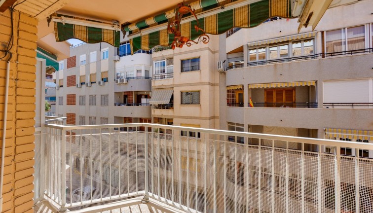 Reventa - Apartamento / piso - Torrevieja - Acequion