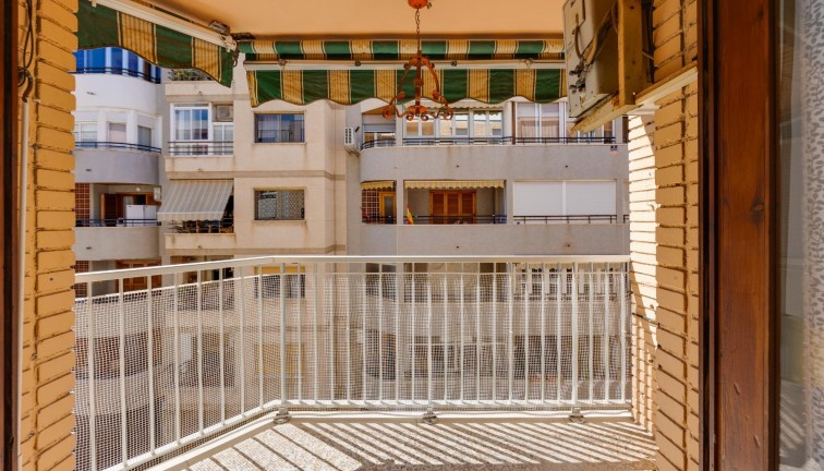 Reventa - Apartamento / piso - Torrevieja - Acequion