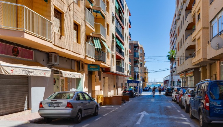 Reventa - Apartamento / piso - Torrevieja - Acequion