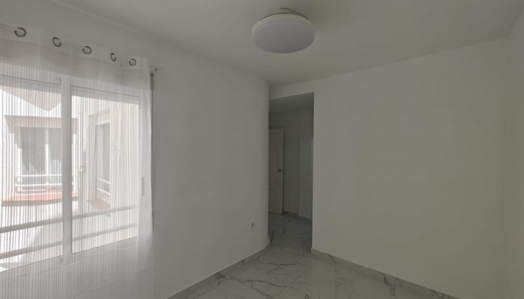 Reventa - Apartamento / piso - Torrevieja - Acequion