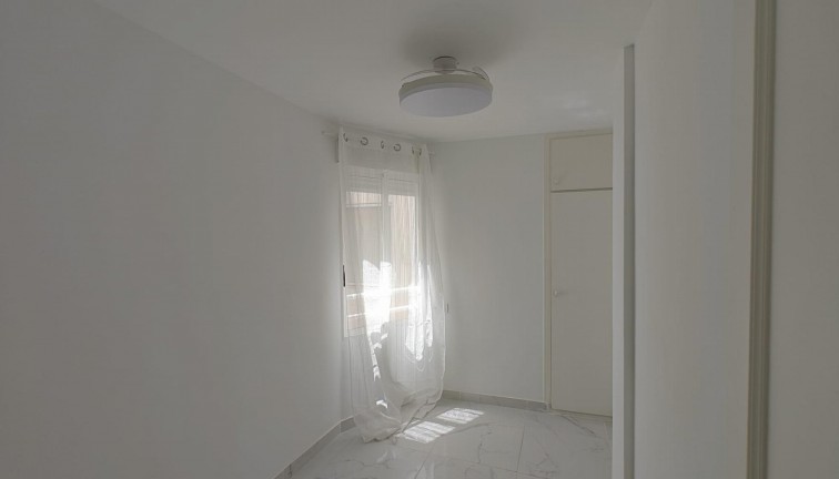 Reventa - Apartamento / piso - Torrevieja - Acequion