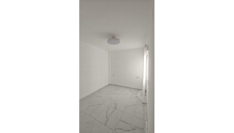 Reventa - Apartamento / piso - Torrevieja - Acequion
