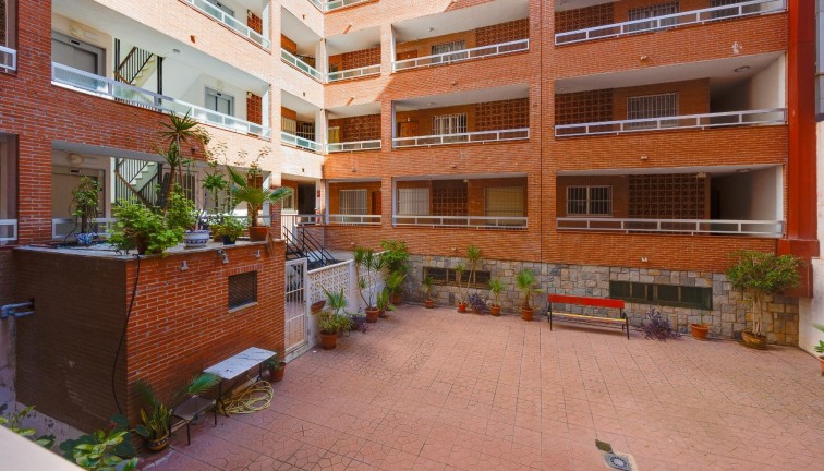 Reventa - Apartamento / piso - Torrevieja - Acequion