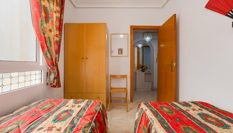 Jälleenmyynti - Asunto - Ylimmän kerroksen asunto - Torrevieja - Acequion