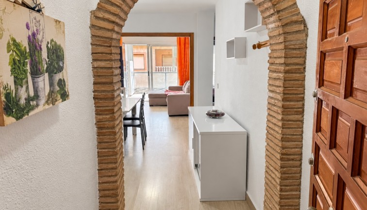 Reventa - Apartamento / piso - Torrevieja - Acequion
