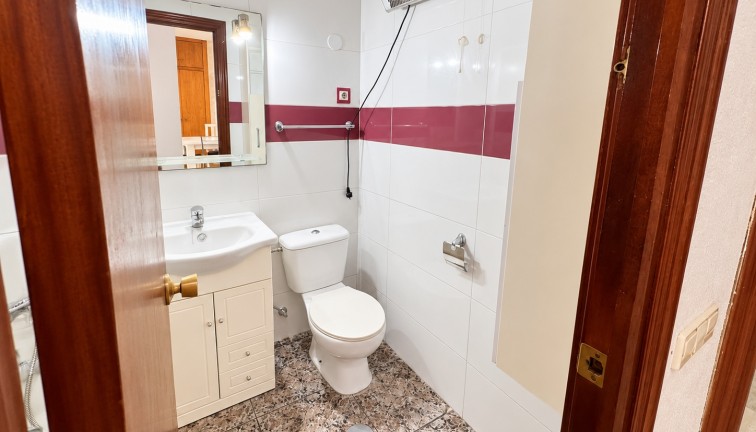 Reventa - Apartamento / piso - Torrevieja - Acequion