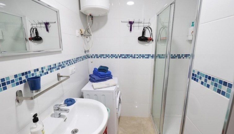 Jälleenmyynti - Bungalow - Orihuela Costa - Campoamor